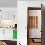 Sonnberg 아파트호텔 3*